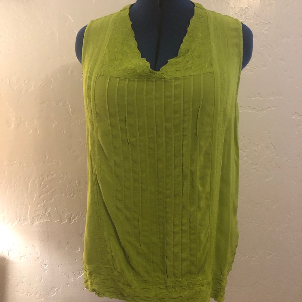 Cato scalloped V-neck blouse, size 18/20W